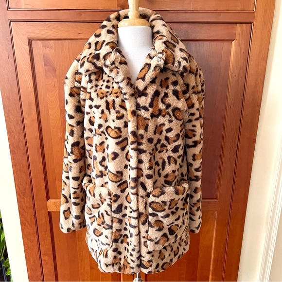 Coffee Shop New York Leopard Print Faux Fur Coat Jacket Size Medium - Picture 3 of 11